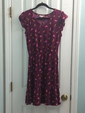 LOFT Plum Floral & Butterfly Slight V-neck Dress With Pink And Orange Accents